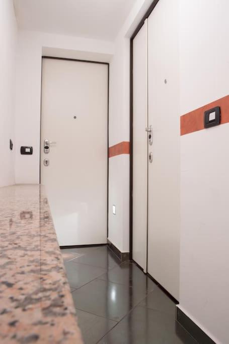 Comfortable Flat In Porta Romana Milán Exterior foto